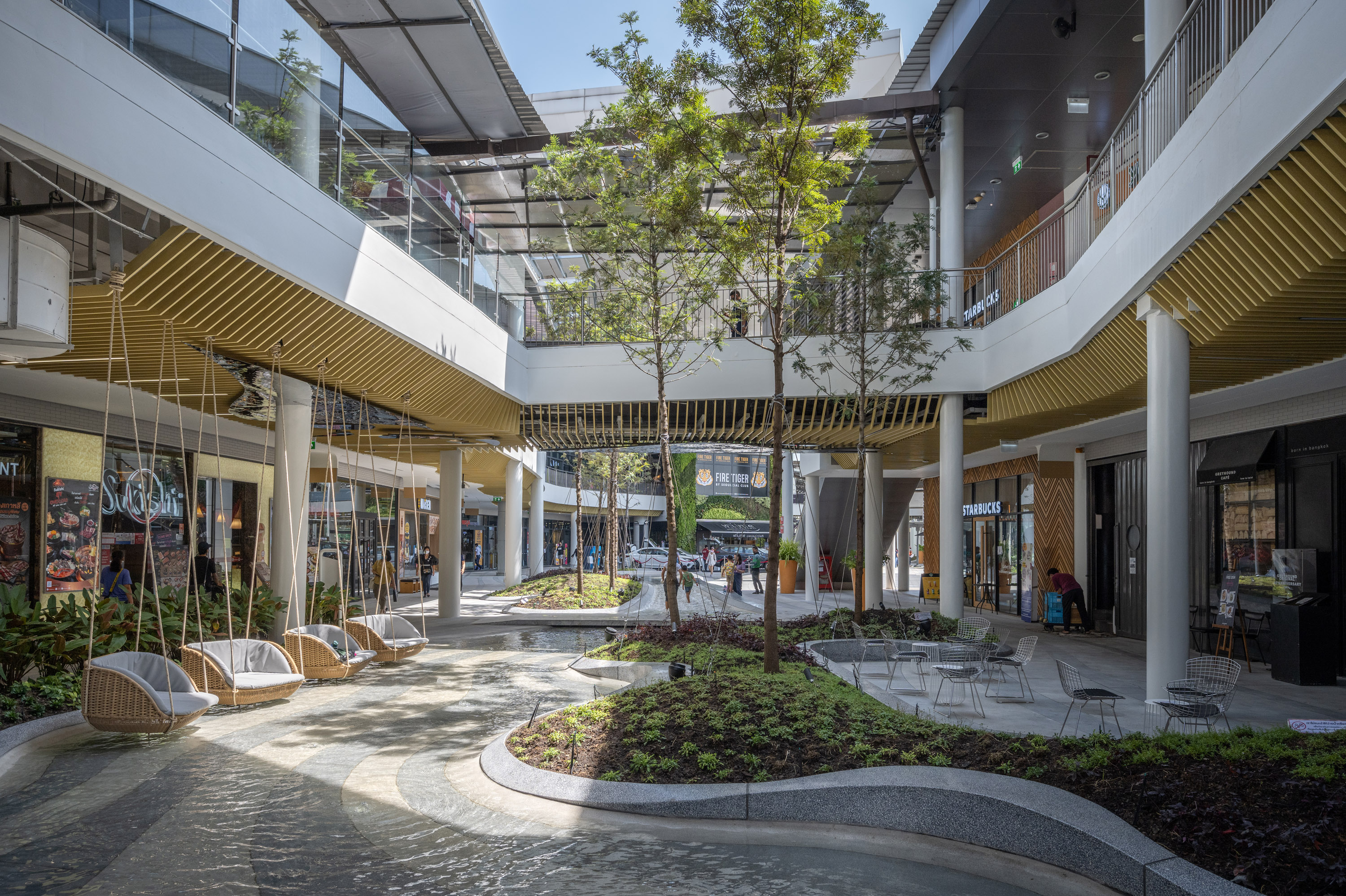 A SURREAL LIVING EXPERIENCE IN SHOPPING CENTER
