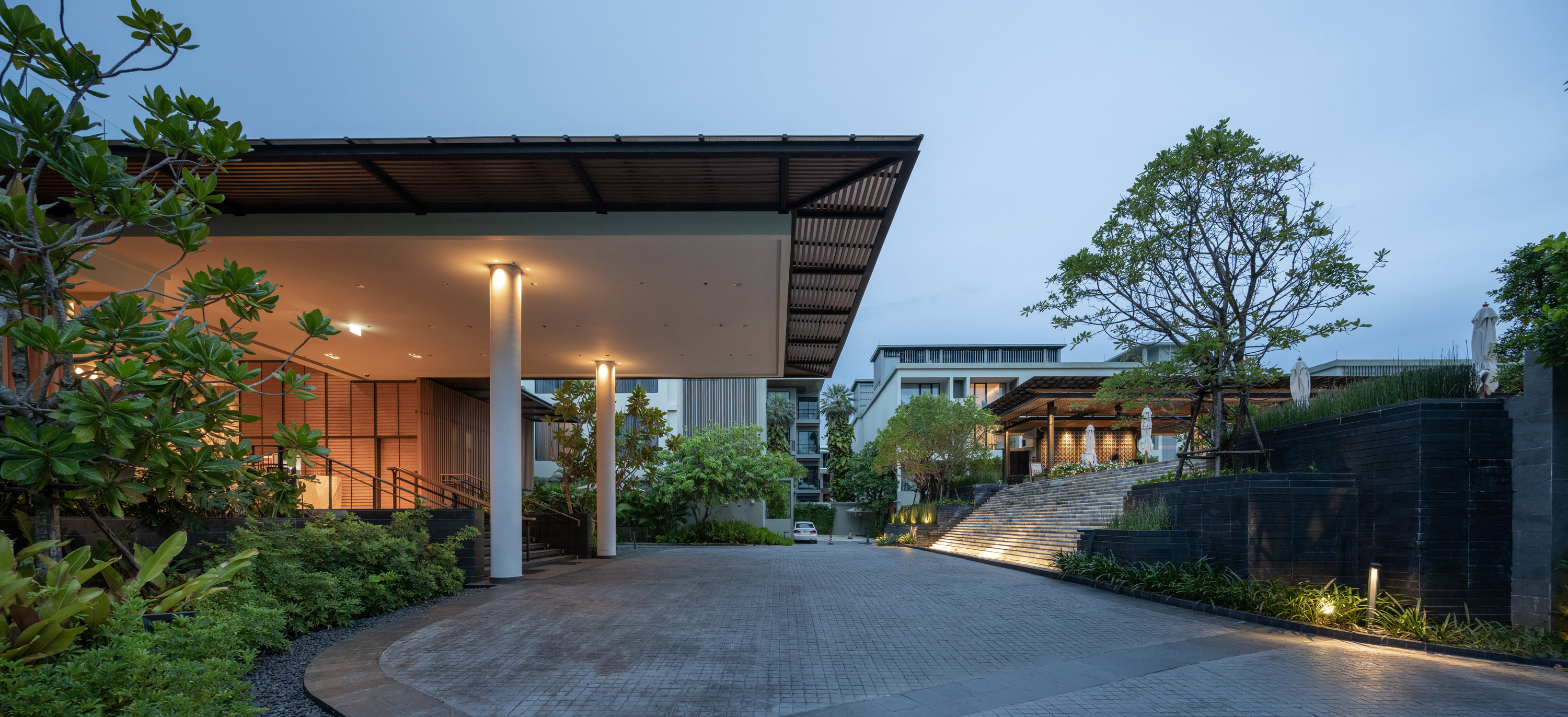 Welcome courtyard with Dramatic water cascade